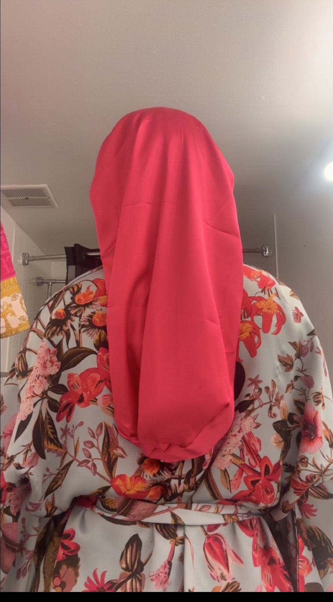 Noir Arvani Satni Bonnets