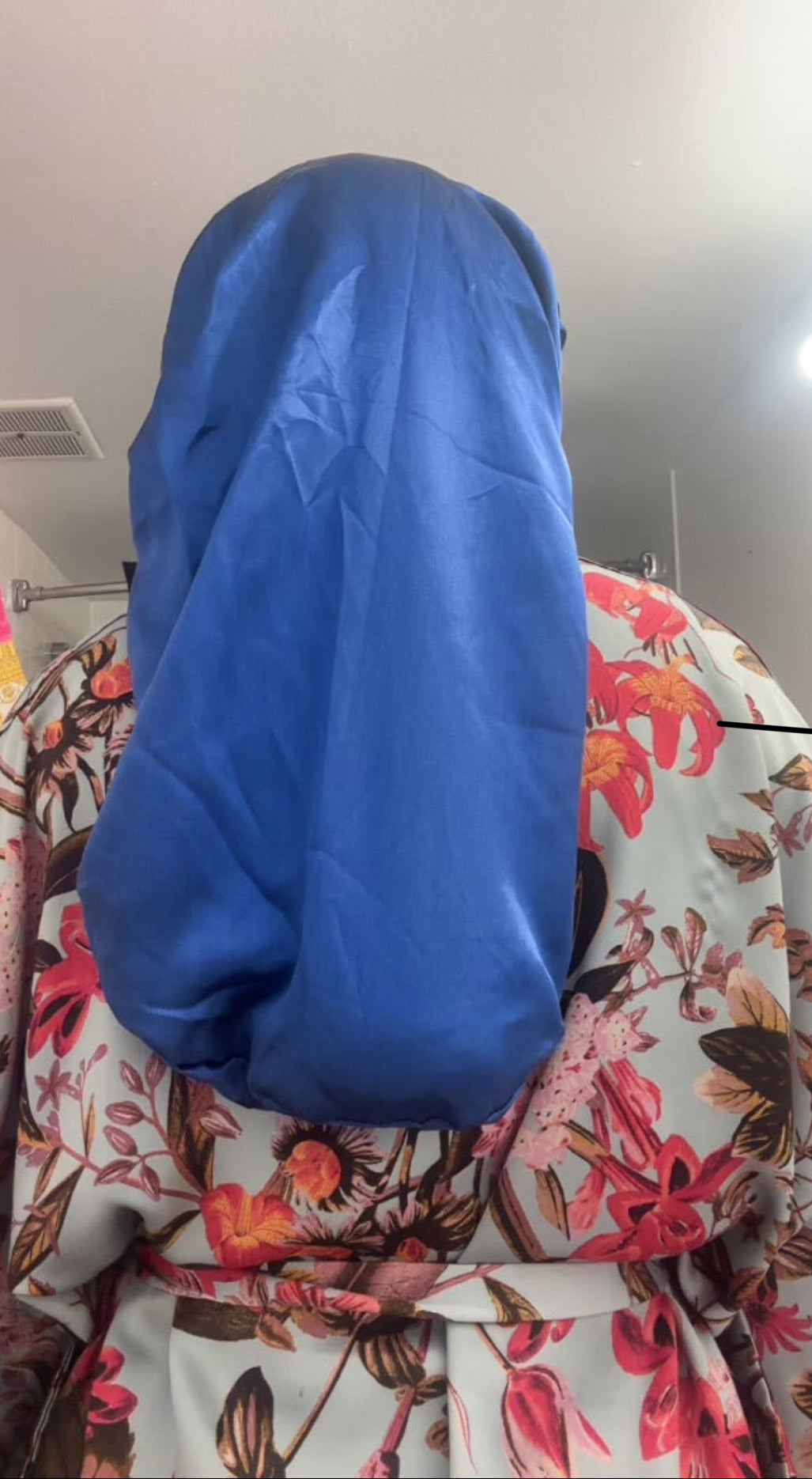 Noir Arvani Satni Bonnets