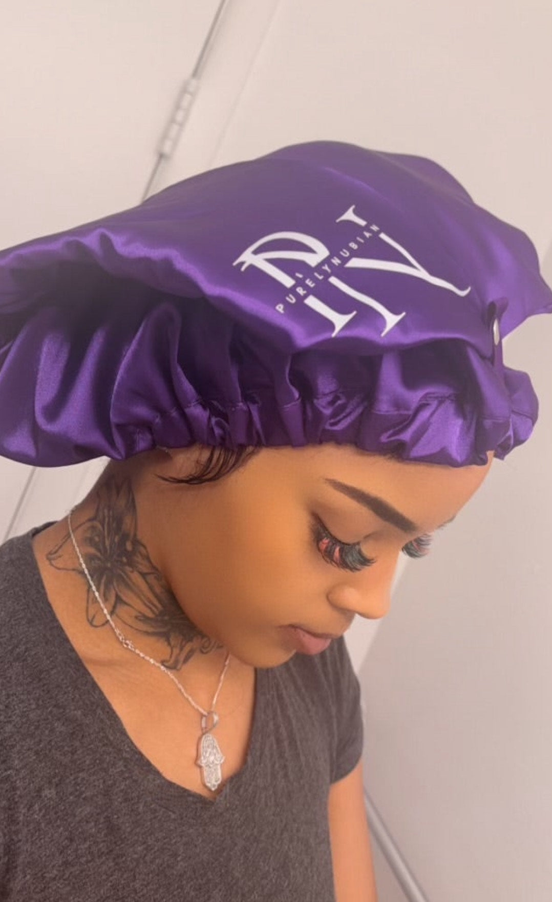Noir Arvani Satni Bonnets