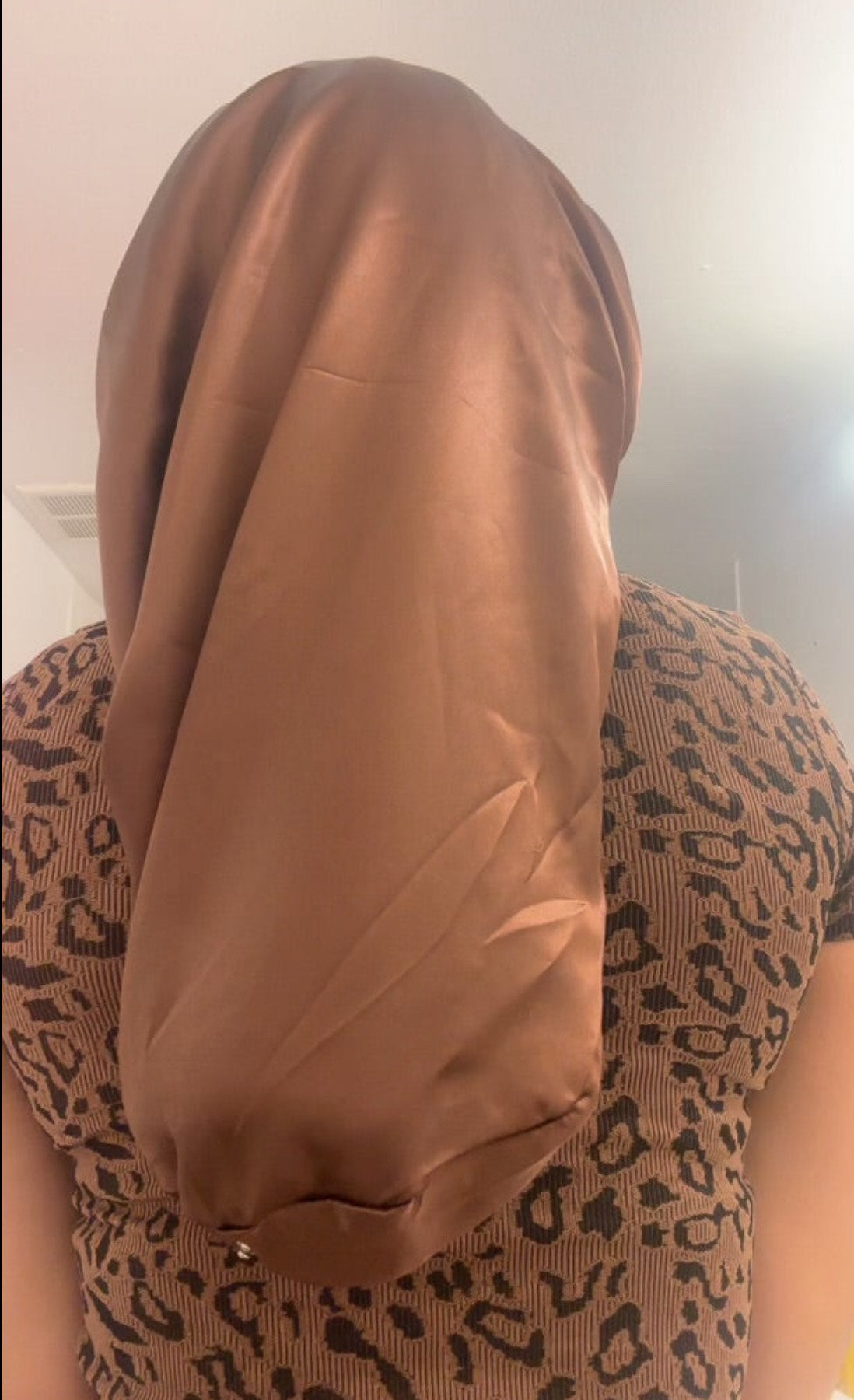Noir Arvani Satni Bonnets
